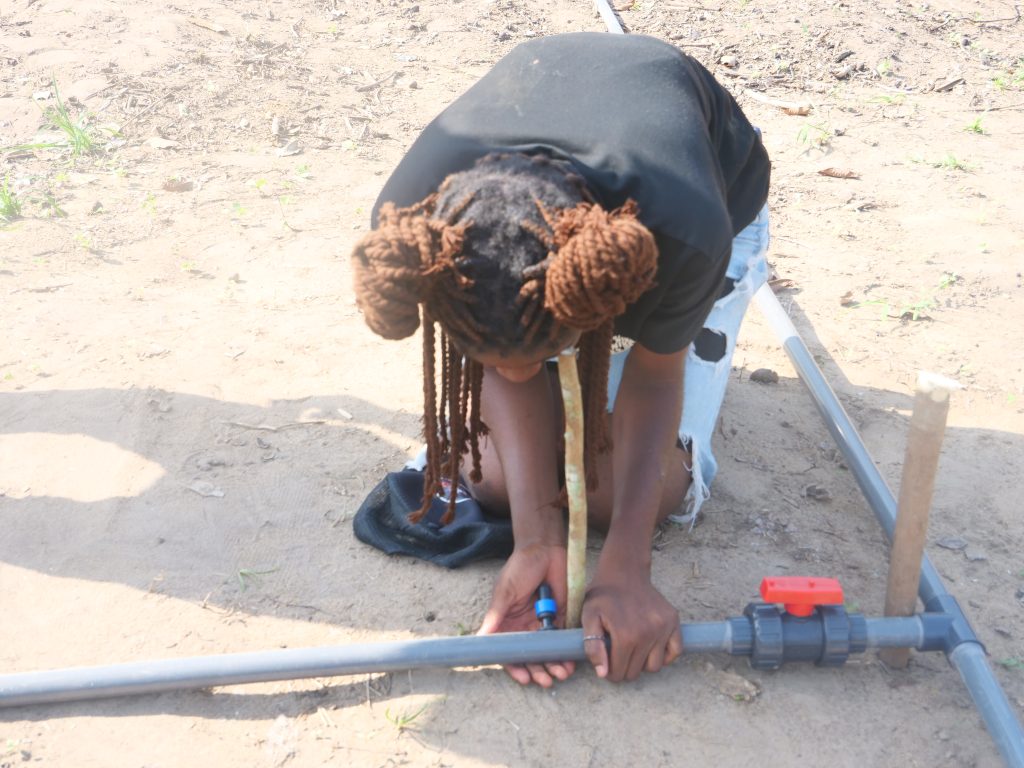 Formation en système d'irrigation goutte à goutte à EFA, Grand-lahou par Hfablab