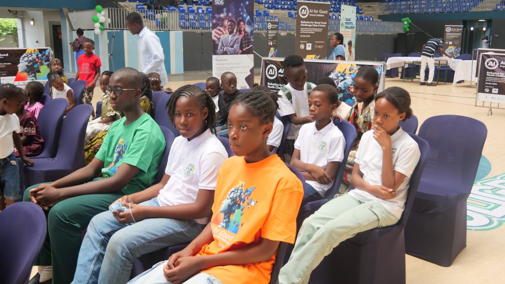Ai For Good Youth robotics Challenge au Centre ivoiro-Coréen