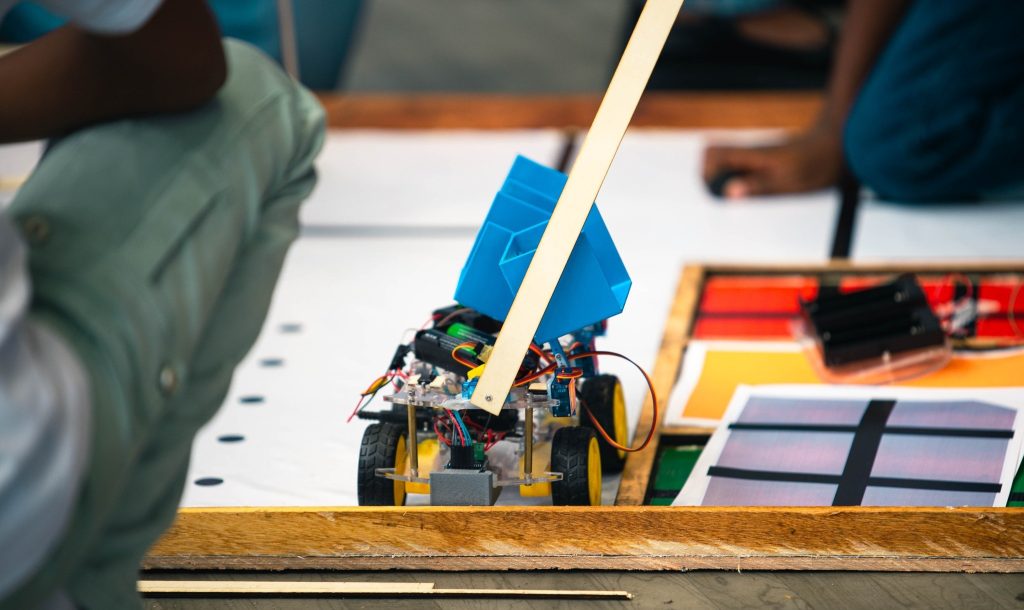 Ai For Good Youth robotics Challenge au Centre ivoiro-Coréen